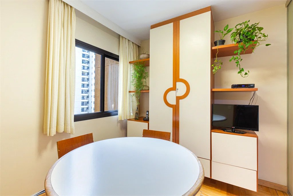 Apartamento à venda com 3 suítes em Alto da Lapa, São Paulo, SP