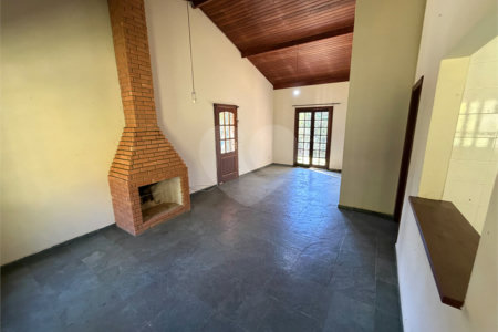 Chácara à venda com 3 quartos, sendo 1 suíte,  em Chácaras São Bento, Valinhos, SP
