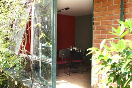 Casa à venda com 4 quartos, sendo 2 suítes,  em Jardim Leonor, São Paulo, SP
