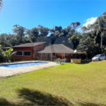 Casa à venda com 3 quartos, sendo 1 suíte, no condomínio Sausalito, Mairiporã - SP
