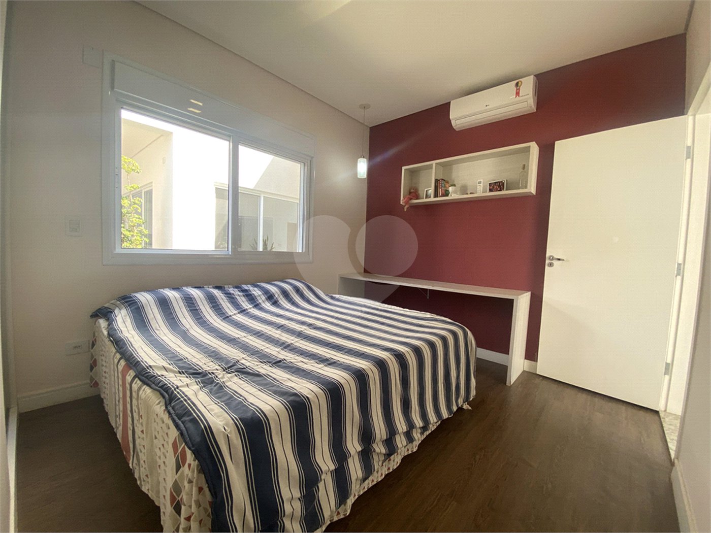 Casa à venda com 6 quartos, sendo 5 suítes, no condomínio Monte Belo, Salto - SP