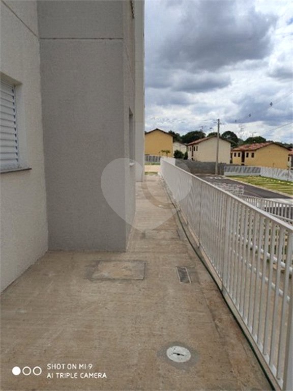 Apartamento no Condomínio Parque dos Manacás.