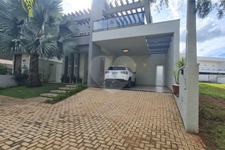 Casa à venda com 4 suítes no condomínio Spazio Verde 1, Itapetininga - SP