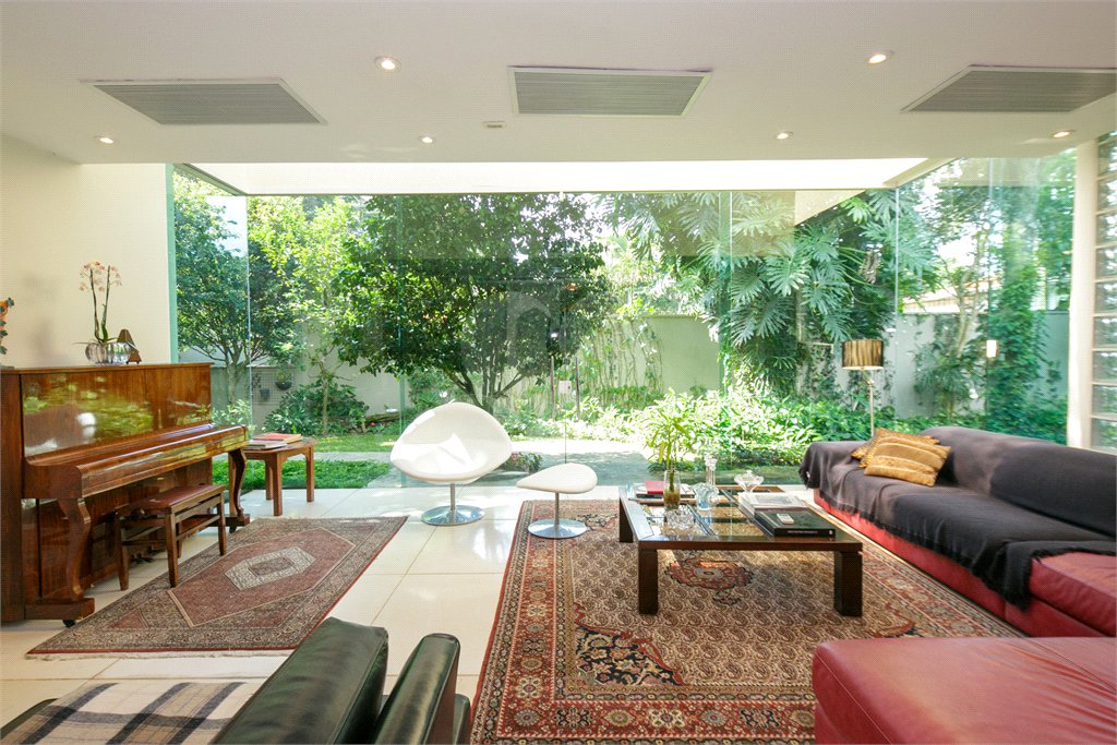Casa Térrea à venda com 5 suítes em Alto da Boa Vista, São Paulo, SP