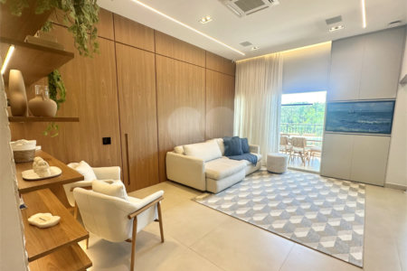 Apartamento à venda com 3 suítes em Santo Amaro, São Paulo, SP