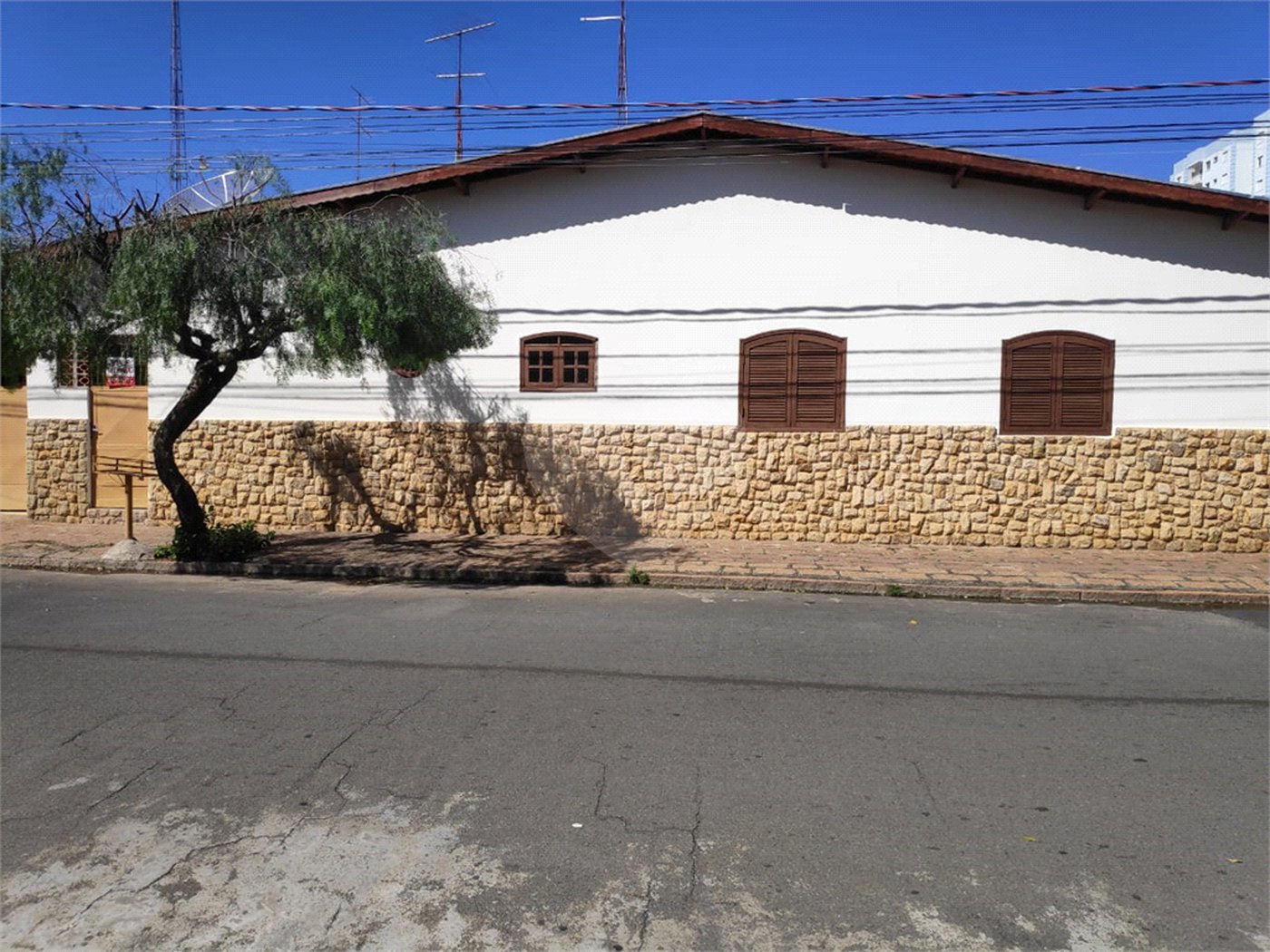 Casa Térrea à venda com 4 quartos no Centro, Indaiatuba, SP