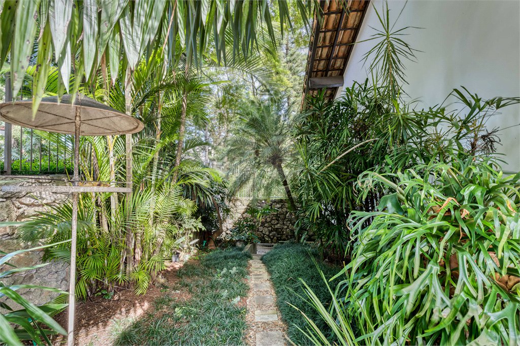 Casa Térrea à venda com 4 suítes em Alto da Boa Vista, São Paulo, SP