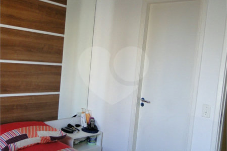 Apartamento à venda com 3 quartos, sendo 1 suíte,  em Vila Vermelha, São Paulo, SP