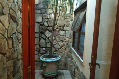 Casa à venda com 4 quartos, sendo 2 suítes,  no condomínio Acmti - Colinas do Mosteiro, Terras de Itaici e Recanto dos Pássaros, Indaiatuba - SP