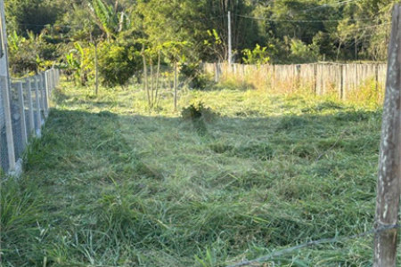 Terreno à venda no Centro, Jambeiro, SP
