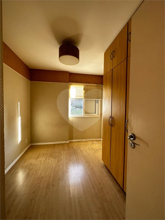 Apartamento à venda com 3 quartos, sendo 1 suíte, em Vila Andrade, São Paulo, SP