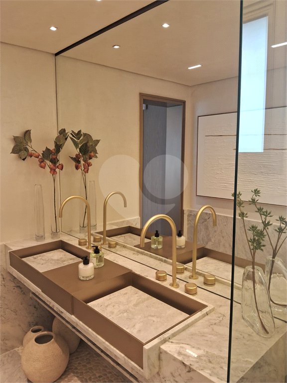 Apartamento à venda com 3 quartos, sendo 2 suítes, em Vila Mariana, São Paulo, SP