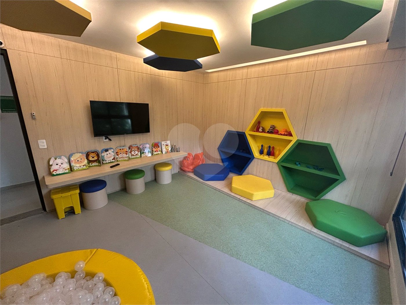 Apartamento à venda com 2 quartos em Vila Suzana, São Paulo, SP