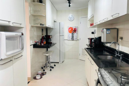 Apartamento à venda com 3 quartos, sendo 1 suíte, em Santa Teresinha, São Paulo, SP