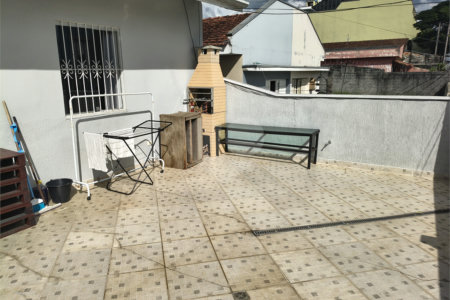 Casa à venda com 3 suítes em Vila Lavínia, Mogi das Cruzes, SP