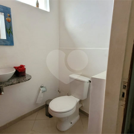 Sobrado a venda em Santo Amaro com 03 quartos e 01 vaga