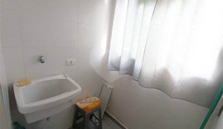 Apartamento para alugar com 2 quartos em Jardim Villaça, São Roque, SP