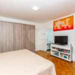 Casa Térrea à venda com 5 quartos, sendo 3 suítes, em Jardim Marajoara, São Paulo, SP