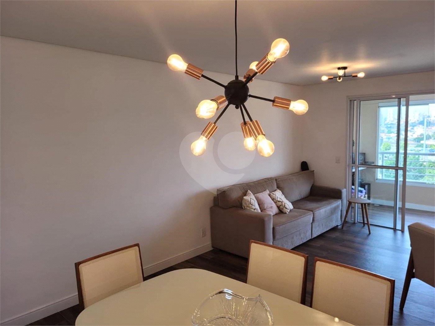 Apartamento à venda com 2 quartos, sendo 1 suíte,  no Centro, São Bernardo do Campo, SP