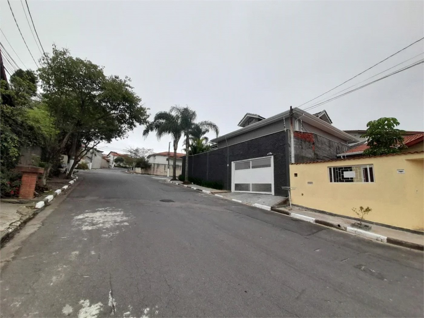 Casa à venda com 4 quartos, sendo 1 suíte, em City Bussocaba, Osasco, SP