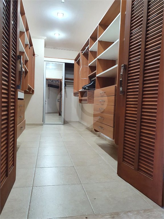 Casa à venda com 4 suítes em Serra da Cantareira, Mairiporã, SP