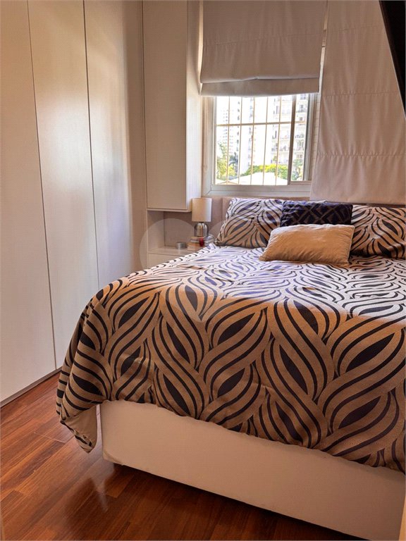 Apartamento à venda com 3 quartos, sendo 1 suíte, em Indianópolis, São Paulo, SP