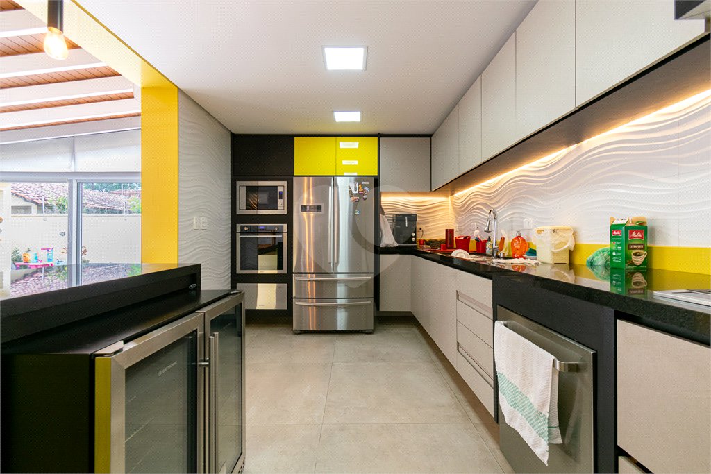 Casa à venda com 3 quartos, sendo 1 suíte,  em Vila Cordeiro, São Paulo, SP