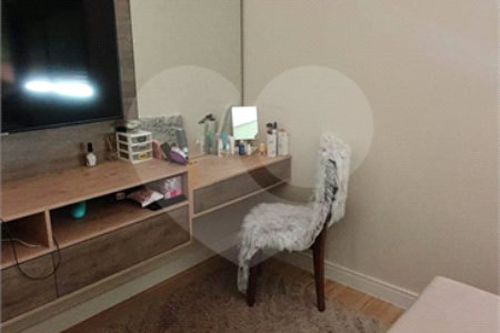 Casa à venda com 3 quartos, sendo 1 suíte, em Residencial Vila dos Eucaliptos, Salto, SP