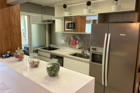 Apartamento à venda com 3 quartos, sendo 1 suíte, em Vila Andrade, São Paulo, SP