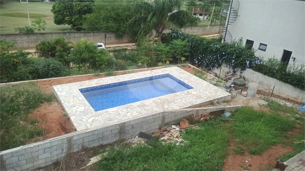 Casa à venda com 3 suítes no condomínio Serra da Estrela, Atibaia - SP