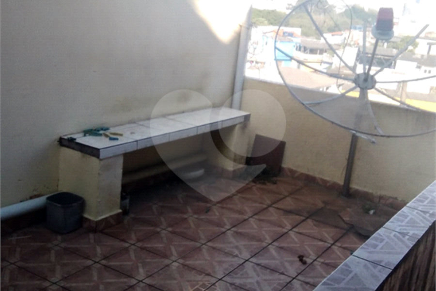 Sobrado à venda com 6 quartos, sendo 1 suíte, em Vila Maria Alta, São Paulo, SP