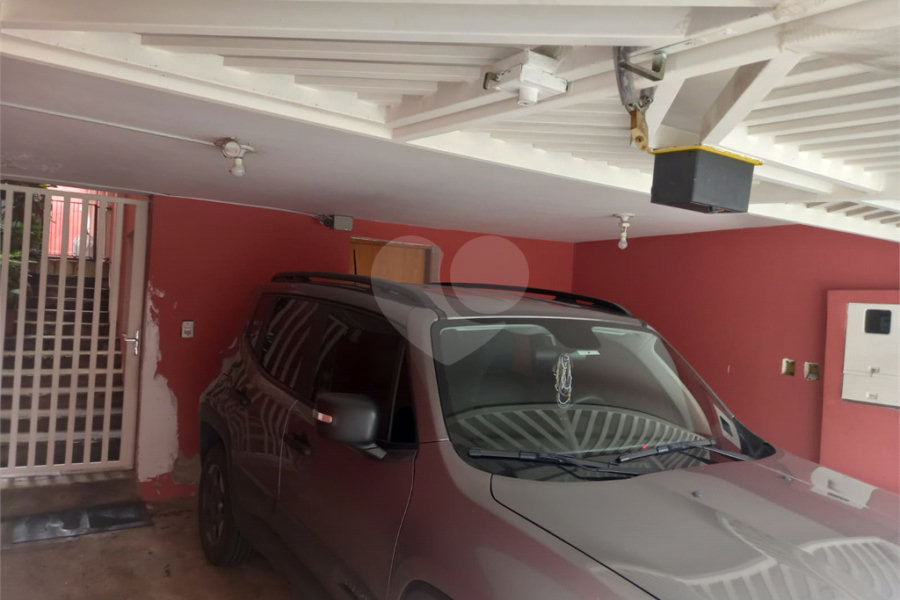 Casa à venda com 3 quartos, sendo 1 suíte, em Parque Novo Mundo, São Paulo, SP