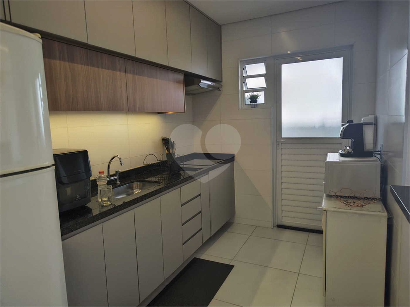 Apartamento à venda com 3 quartos, sendo 1 suíte, em Vila Independência, Sorocaba, SP