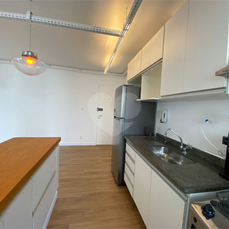 Apartamento à venda com 2 quartos, sendo 1 suíte, em Água Branca, São Paulo, SP