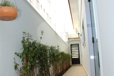 Sobrado à venda com 3 suítes em Vila Mazzei, São Paulo, SP
