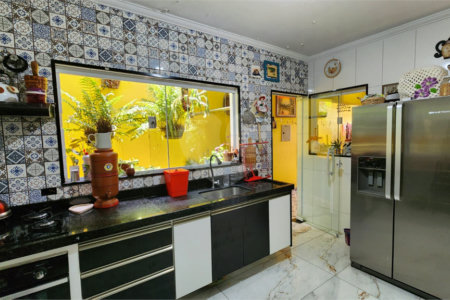 Sobrado à venda com 4 quartos, sendo 1 suíte, em Vila Romão, Salto, SP