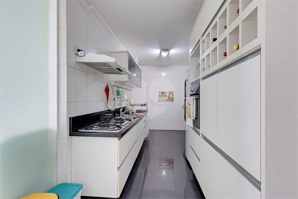 Apartamento à venda com 2 quartos, sendo 1 suíte, em Alto da Boa Vista, São Paulo, SP