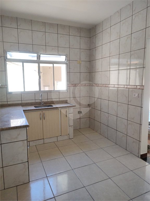 Casa à venda com 3 quartos, sendo 1 suíte,  em Jardim Cintia, Mogi das Cruzes, SP