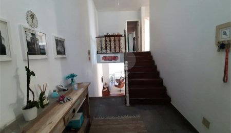 Sobrado à venda com 3 quartos, sendo 1 suíte, em Chácara Monte Alegre, São Paulo, SP
