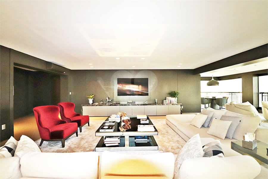 Apartamento à venda com 3 suítes em Santana, São Paulo, SP