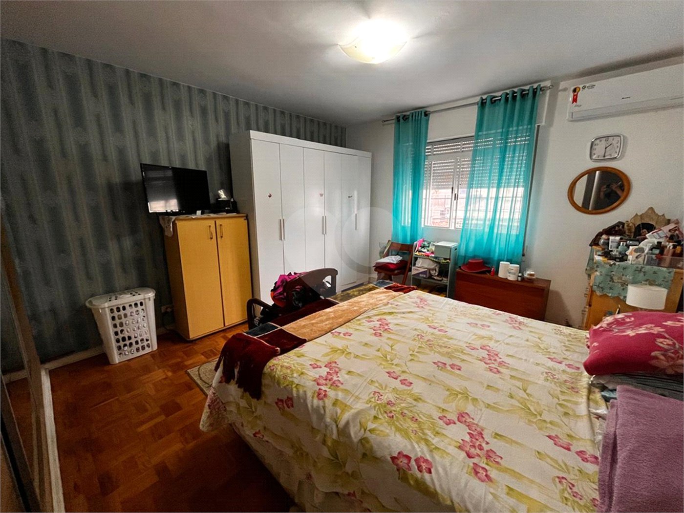 Sobrado à venda com 3 quartos, sendo 1 suíte, em Vila Paulicéia, São Paulo, SP