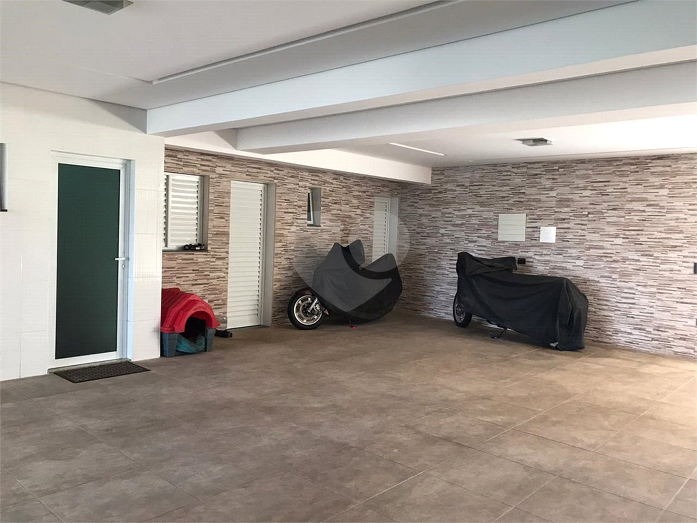Casa à venda com 4 suítes no condomínio Mirante do Horto, São Paulo - SP