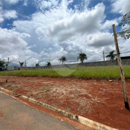 Terreno à venda no condomínio Residencial Quinta das Palmeiras, Itapetininga - SP