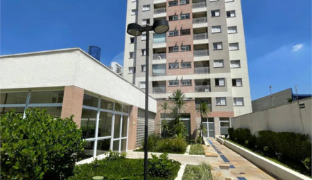 Apartamento à venda com 2 quartos, sendo 1 suíte,  em Quarta Parada, São Paulo, SP