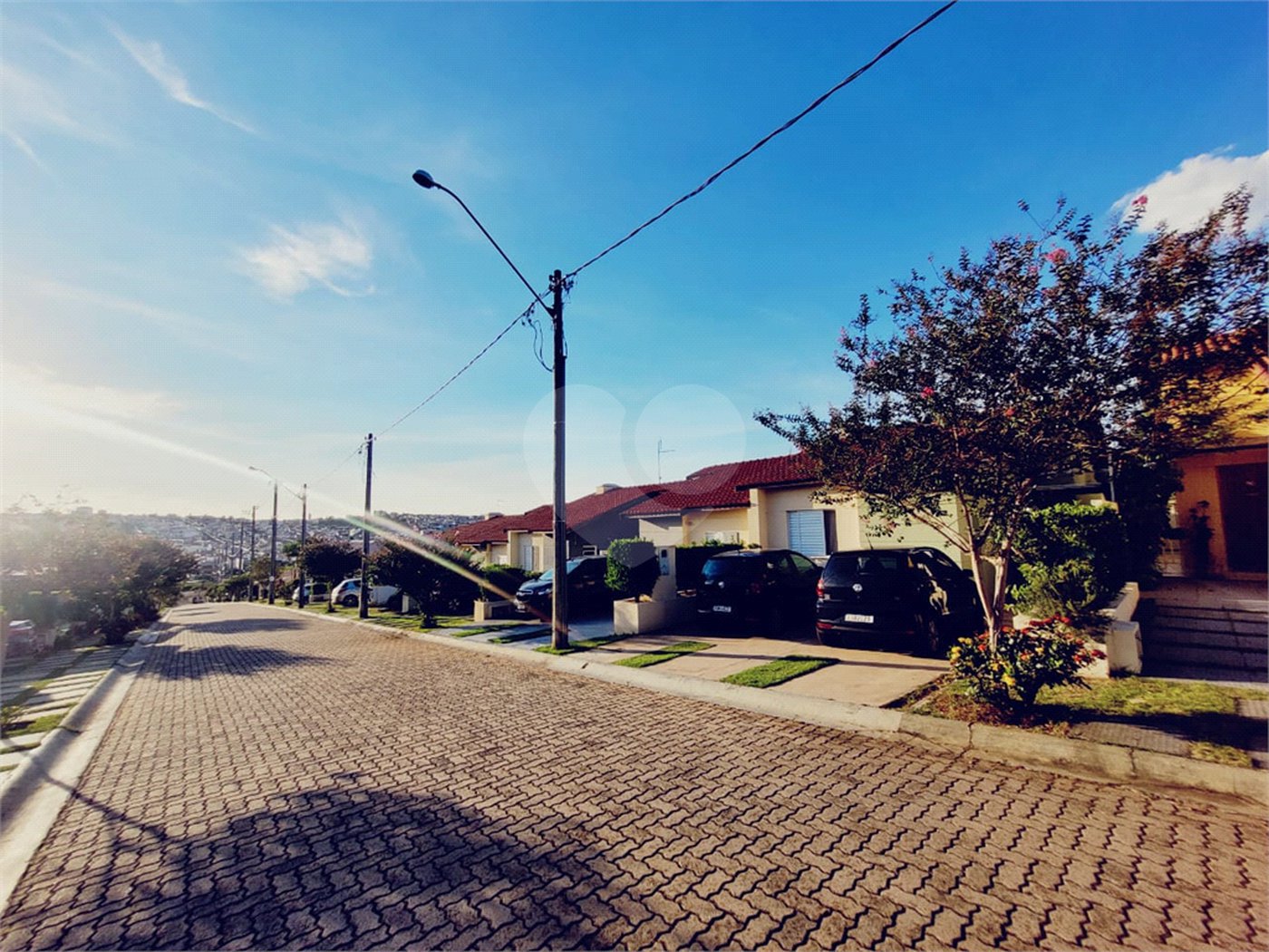 Casa à venda com 2 quartos, sendo 1 suíte, no condomínio Villa das Palmeiras, Indaiatuba - SP