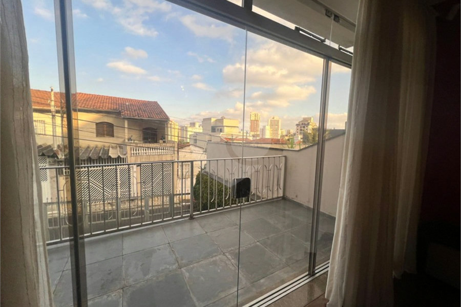Sobrado à venda com 3 suítes em Santana, São Paulo, SP