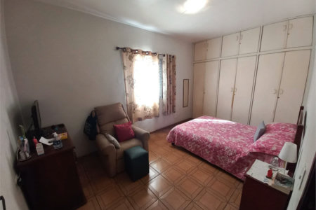 Casa Térrea à venda com 3 quartos em Jardim Maria Virginia, São Paulo, SP
