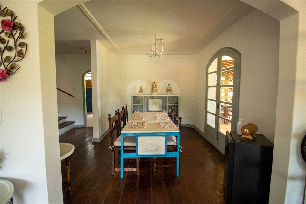 Sítio à venda com 7 quartos, sendo 6 suítes, em Jardim Santa Vitória (canguera), São Roque, SP