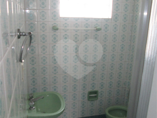 Sobrado à venda com 3 quartos em Horto, São Paulo, SP