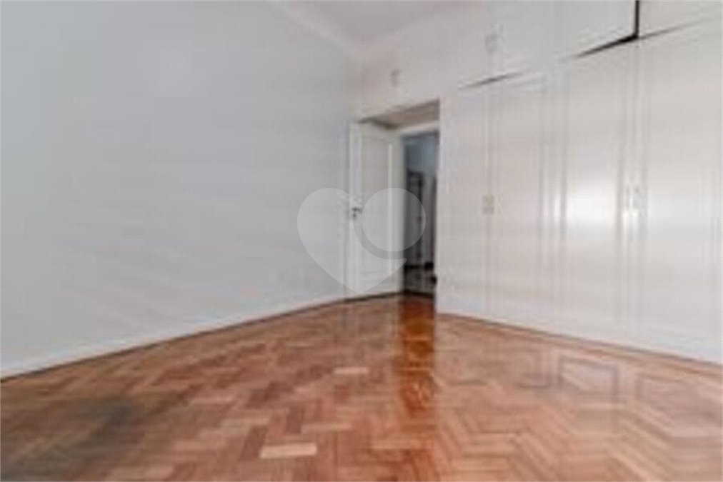 Apartamento à venda com 5 quartos, sendo 1 suíte,  em Copacabana, Rio de Janeiro, RJ
